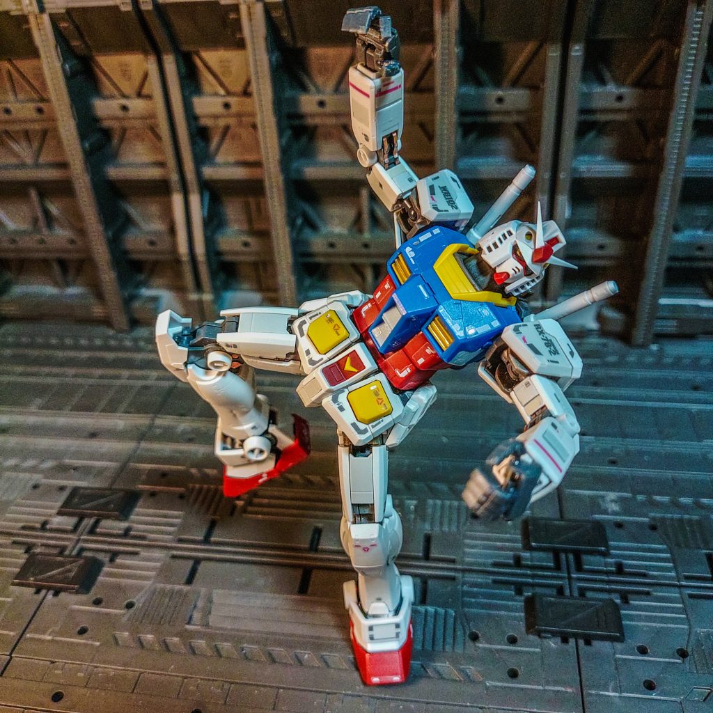 v1可動が良い！今ハイキックが決まる直前！