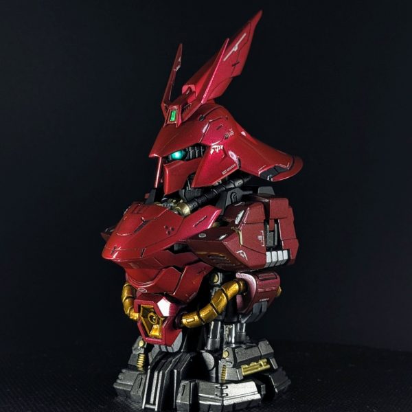 メカニカルバスト サザビー｜ましこゆさんのガンプラ作品