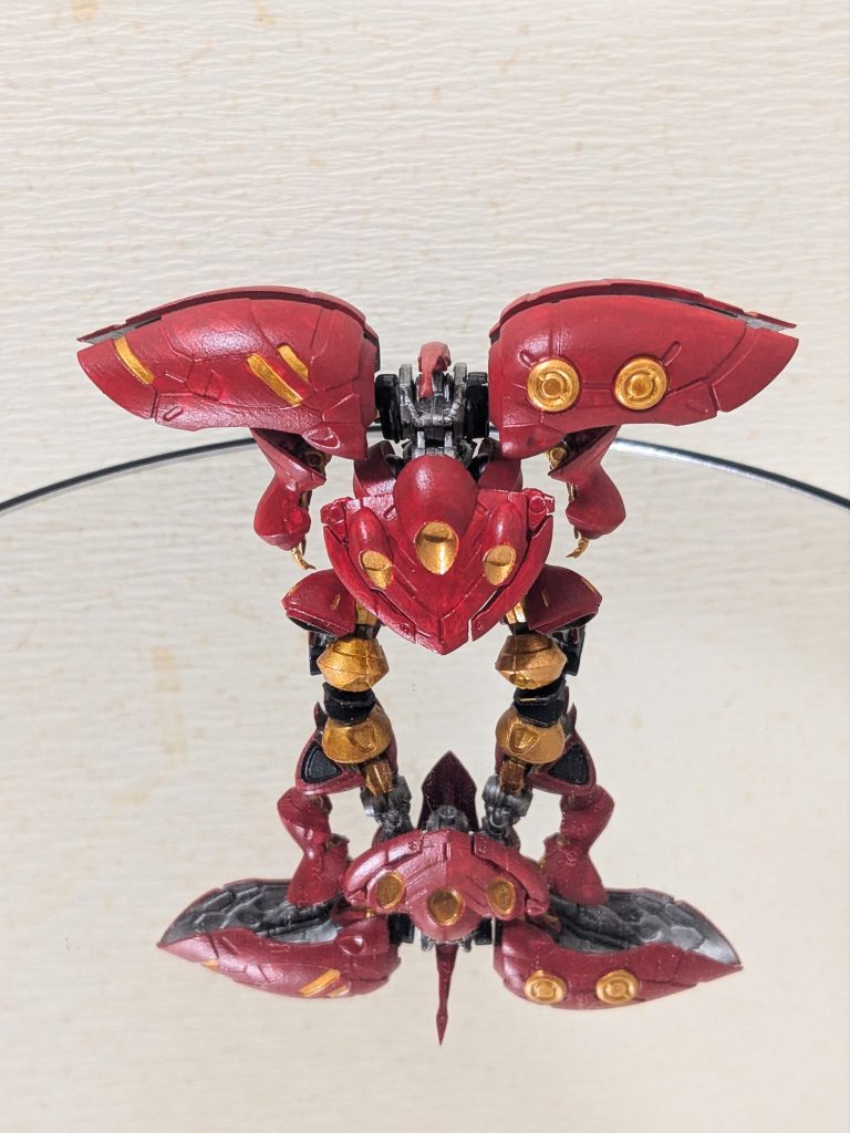 アーティファクトのキュベレイのバックショットは特徴的ですね。