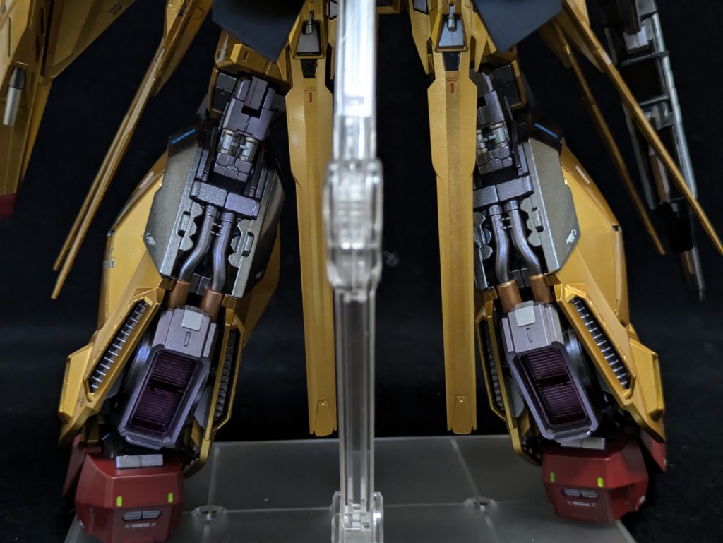 内部フレームはスターブライトアイアンに偏光パープルを重ねて、悪っぽい感じを表現してみました。