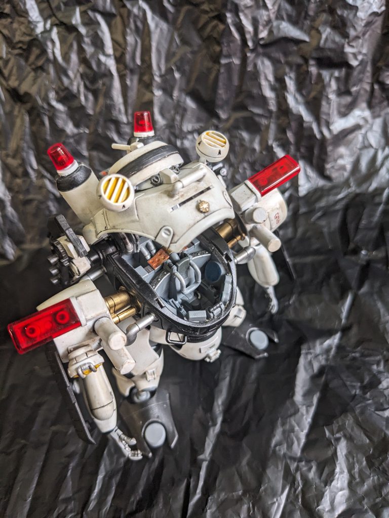 コックピットの塗装が細かくてちょっと大変でした。キット的にウェザリングが映えるのでどこまで汚すかで調整が必要でした。