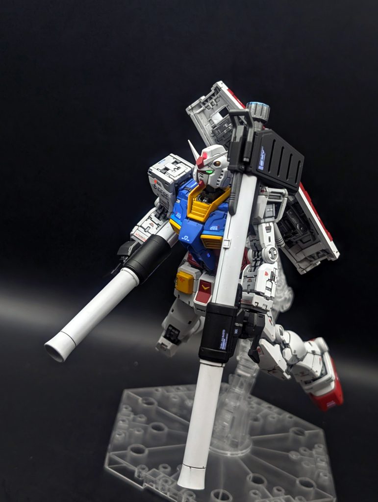 RG 1/144 RX-78-2 ガンダム Ver.2.0 + 武器セット–6枚目/制作者:しうまい