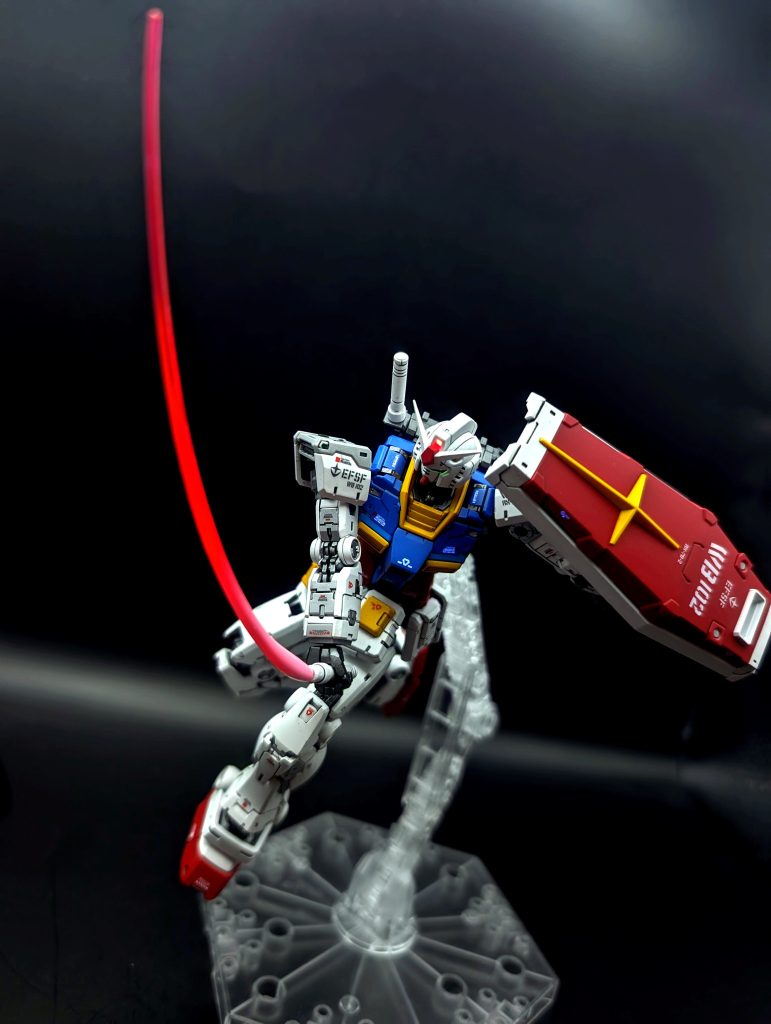 RG 1/144 RX-78-2 ガンダム Ver.2.0 + 武器セット–8枚目/制作者:しうまい