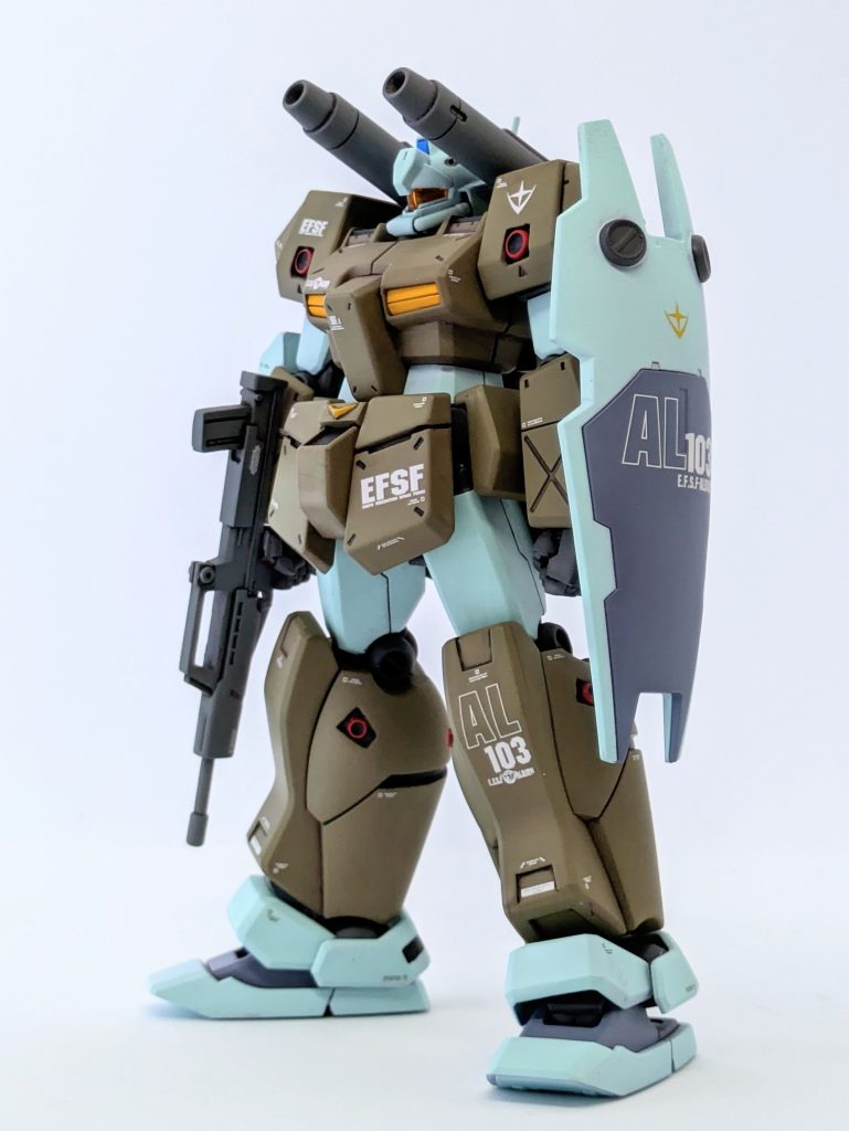 アルビオンの103。バニング小隊の3番機ということで、キース君の機体のつもりで作りました。公式の機体番号の設定とかあるんですかねえ?