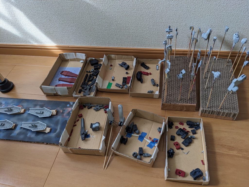 とにかく部品が多いなー塗り分けもたくさん