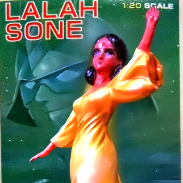 今回は旧キットキャラコレ　ＮＯ10　ララァ・スンデス😁