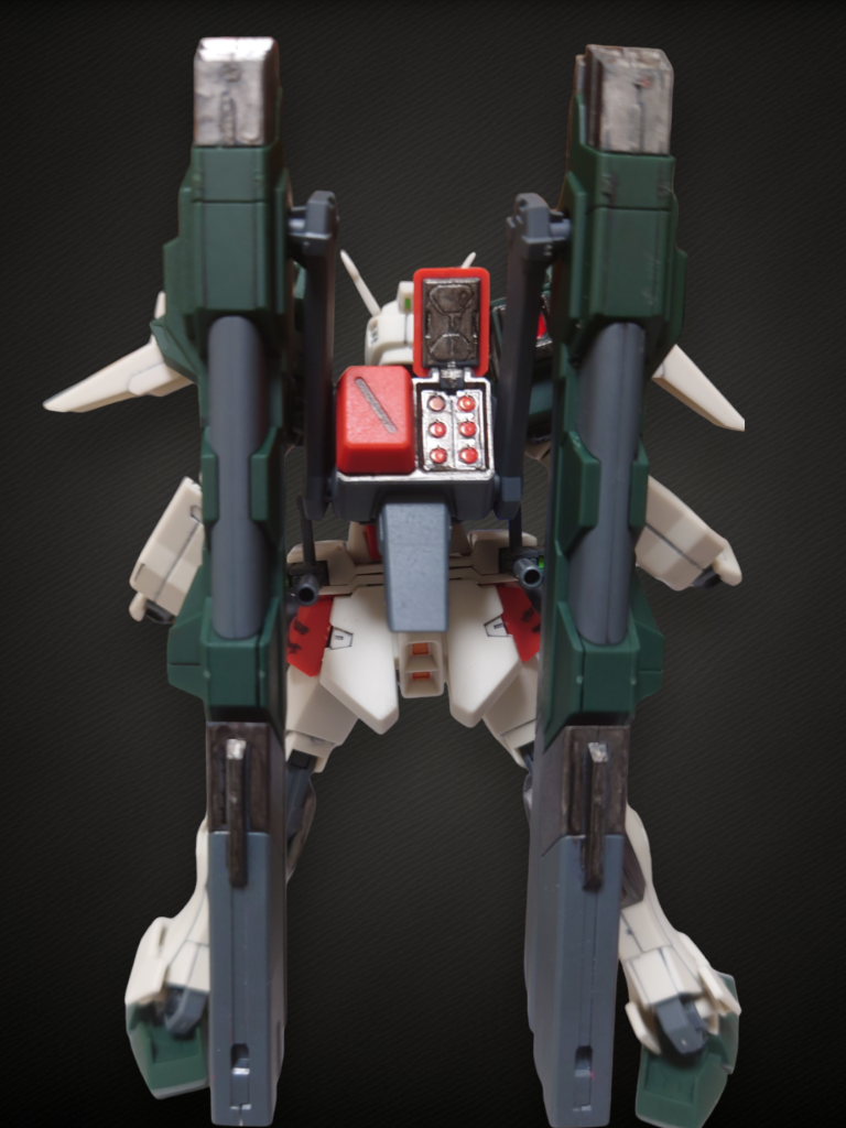 背面は少し塗装が必要