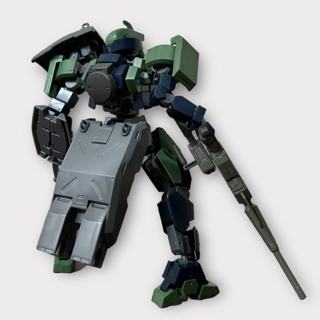 背部にアーマーを追加しました٩( 'ω' )و