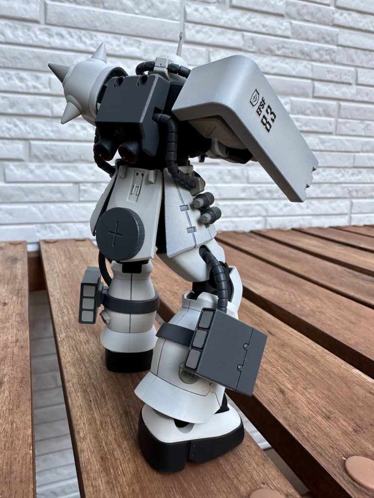 グラデかけたけど足の下地忘れて浮いちゃったってか塗り下手w