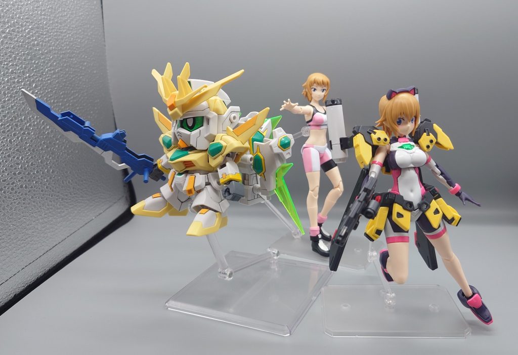 3年くらい前に作成したスターウイニングガンダムと一緒に初めて筆塗りしたんだったかな