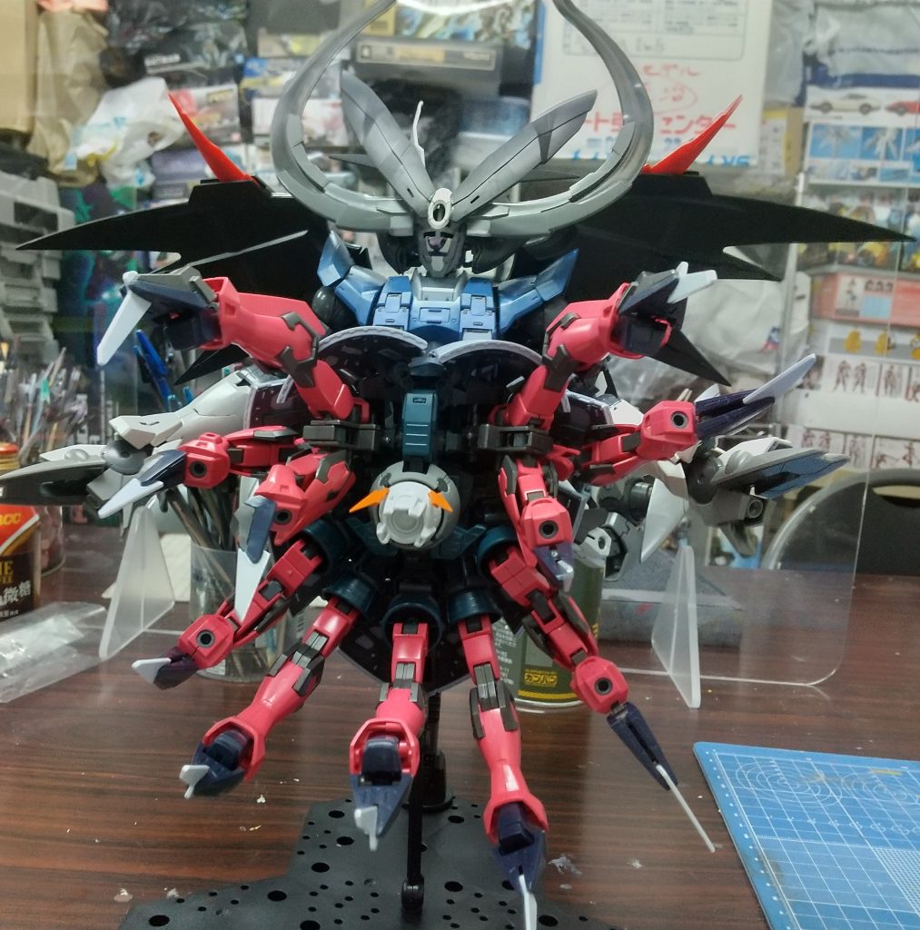 ミキシング中。パーツの大きな加工はなし。エッジの研ぎ出しや、ジャンクパーツでディティールアップ。