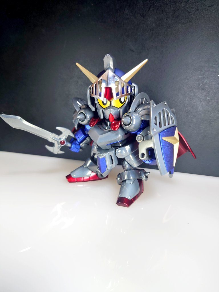 なお、ケンタウロスモード、ランスともにフィニッシュクリヤが底をついたので未完成です。後で塗るかもしれないけど