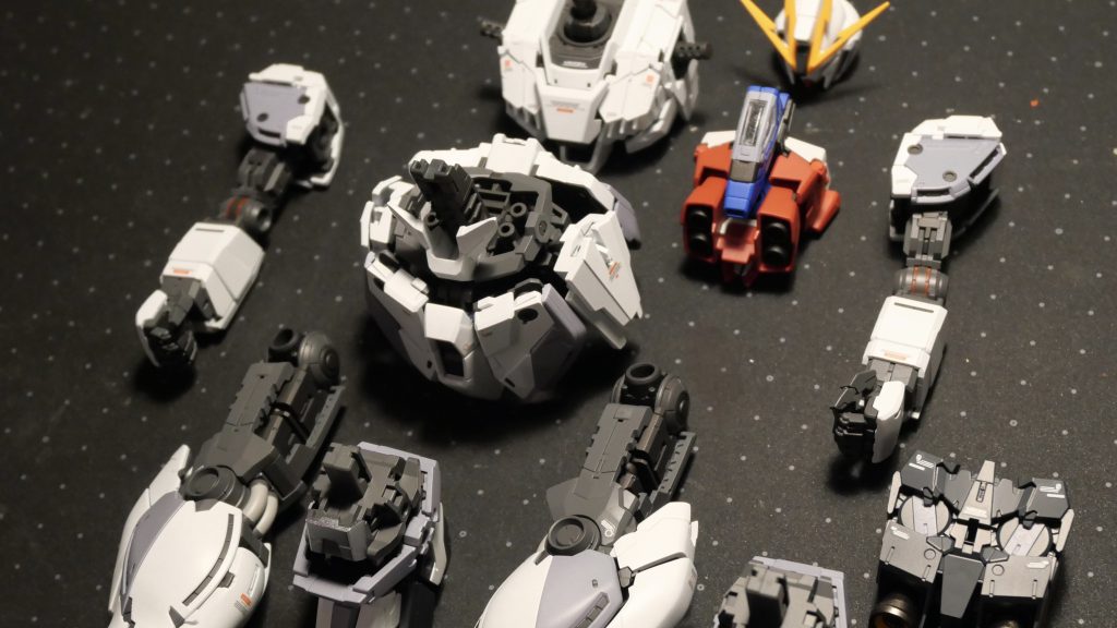 サイコフレーム換装、コアファイター分離、武装の組み替えetc...Ver.Kaらしいギミック満載で、ガシガシ遊べるのが魅力のキットですねご覧頂き、ありがとうございました