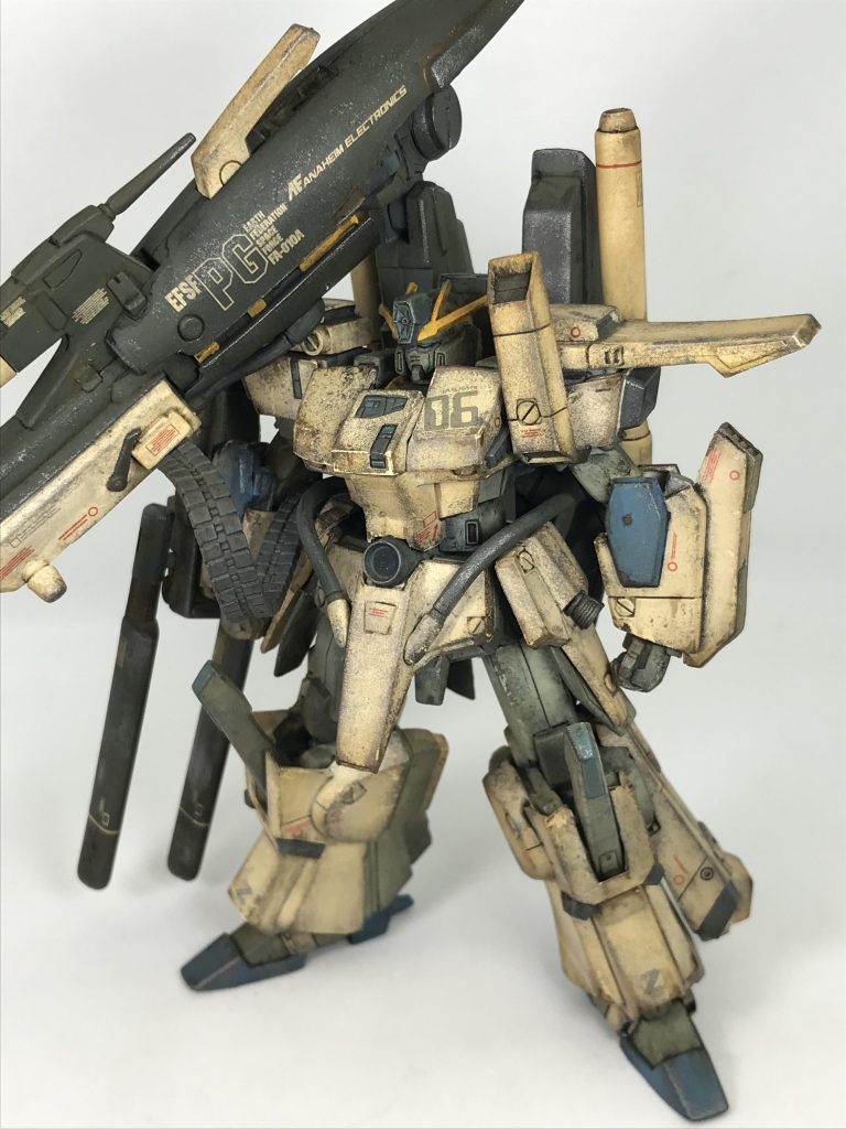 かと言って上から撮ると脚が短く見えてしまう…😱