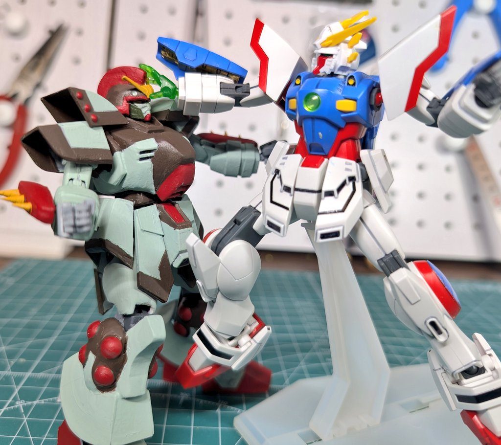 ネロスガンダムといえば、このシーンガンダムファイト国際条約第一条   