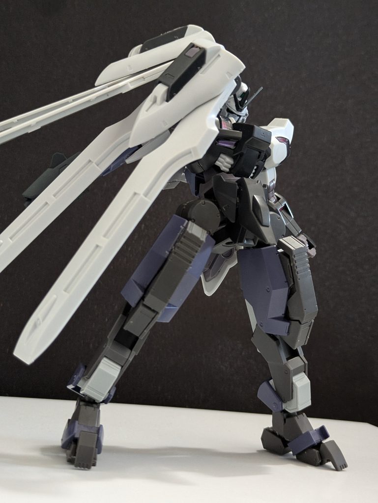 時間がないので、頭と腕部意外はトップコートもせずあとで他の作品と一緒に仕上げます!