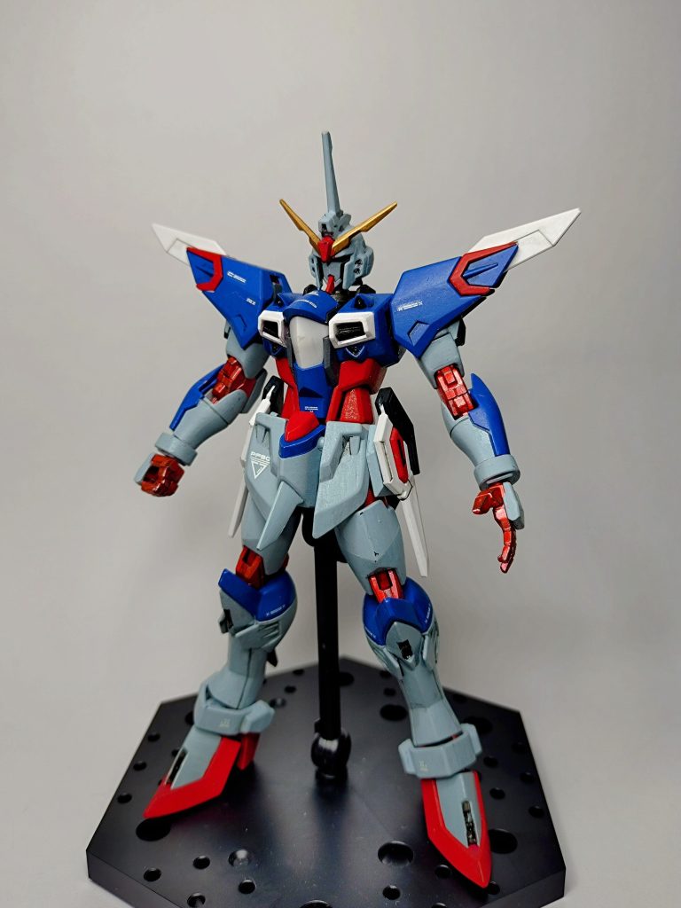 正面(リフターなし)カラーリングがシンプルなので情報量増やすために珍しく水転写デカールを貼りました。