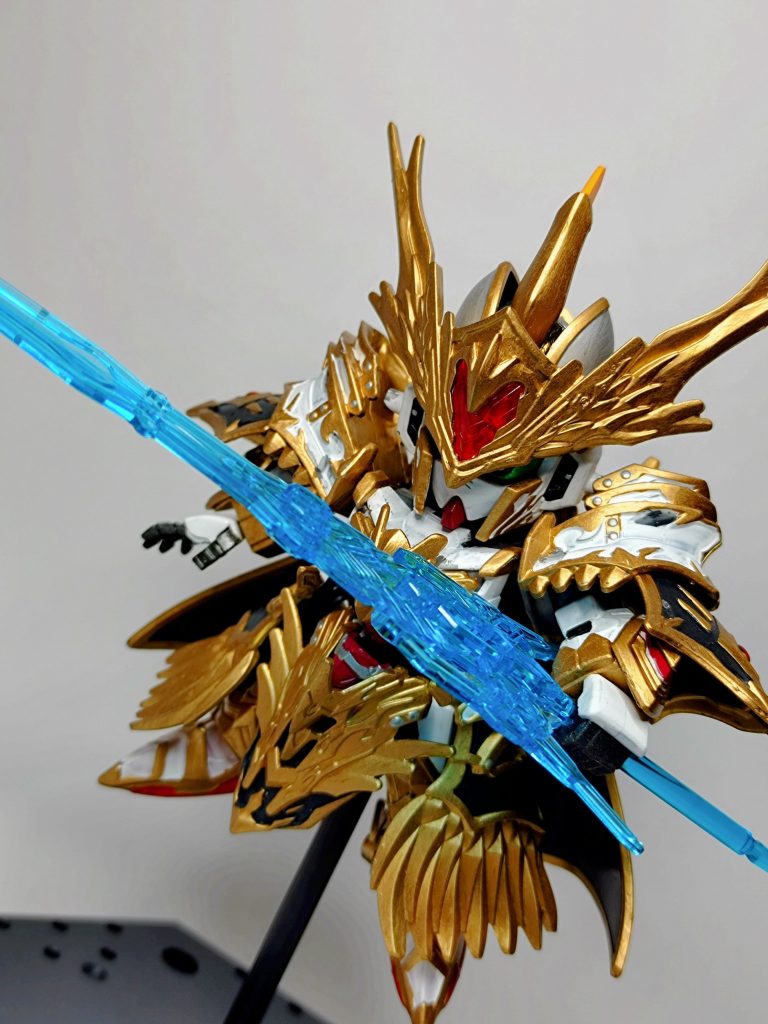 《王剣エクスカリバー》あえて塗装しないことで魔法で作り出した感を狙ってます。取り回しワルそうな唯一の武器です。