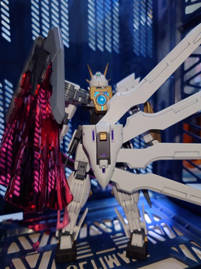 バックショット。AGE2の腰パーツは背面に3mm穴があるおかげで、自由度高めなのが良いですね。