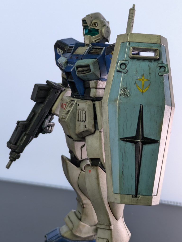 斜めから1枚。少し古いキットですが、非常に良くできています。ポーズも決まりやすい良キットです。