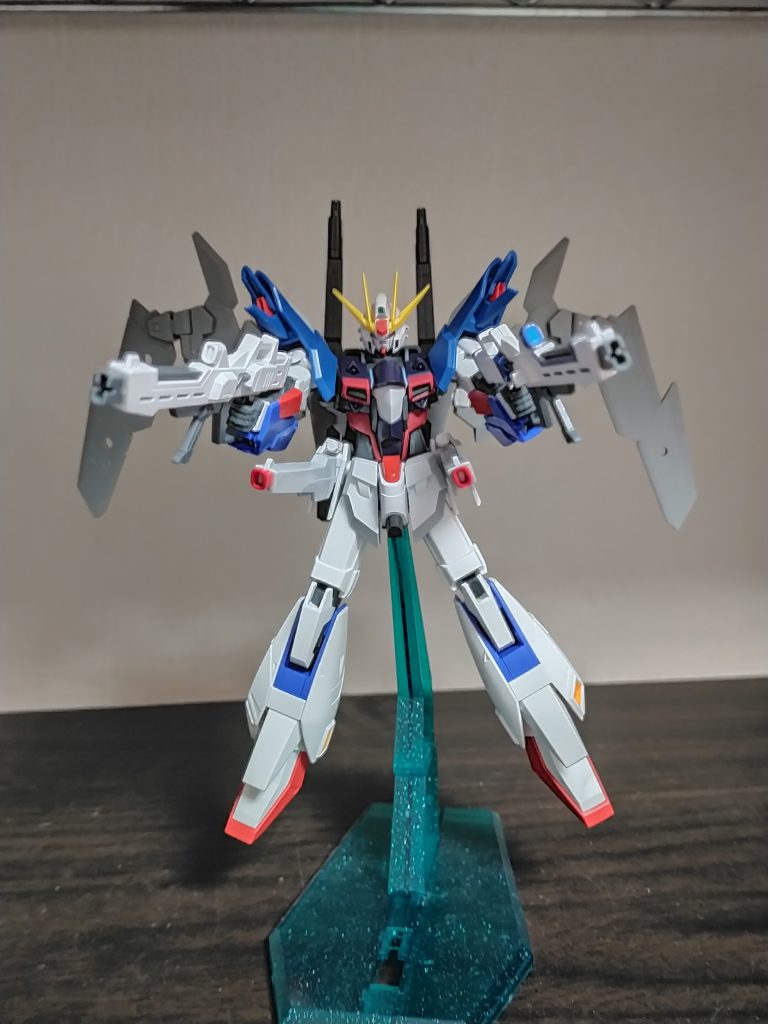 核ビームライフルネオアースガンダム専用の二丁ライフル。核エネルギーを圧縮し、ビームとして放つ。