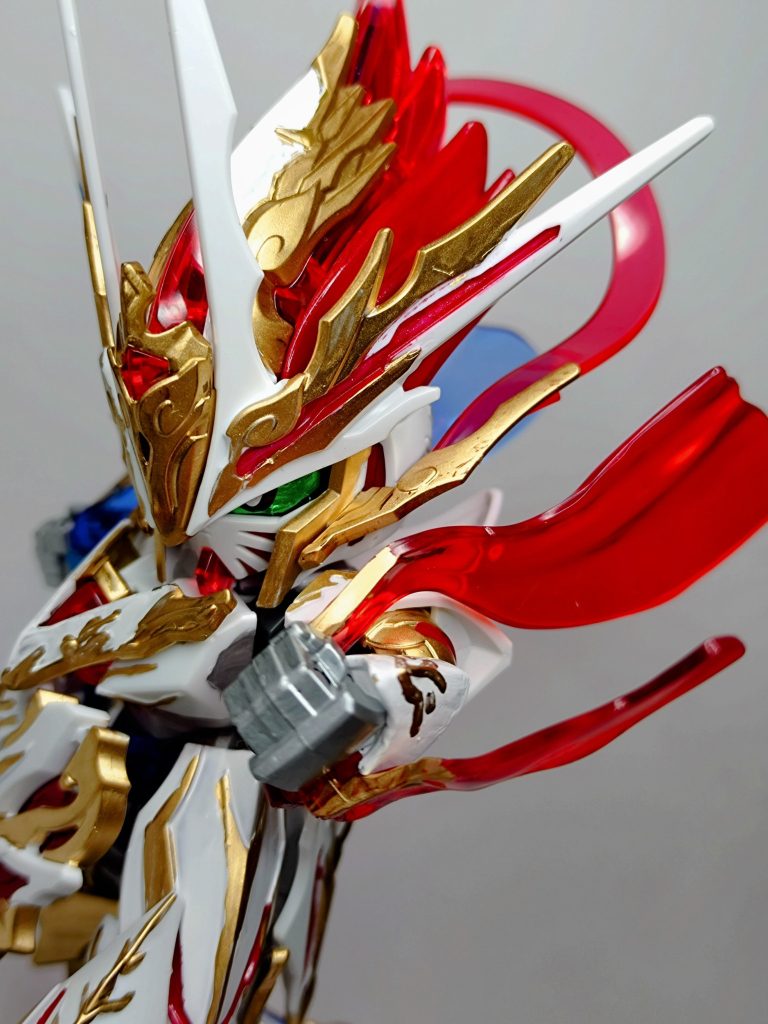 《夢天逢衣〜猪八戒〜》SDでしか見ないような赤✖白✖金。これはこれでありだけど、2Pカラー感があります。