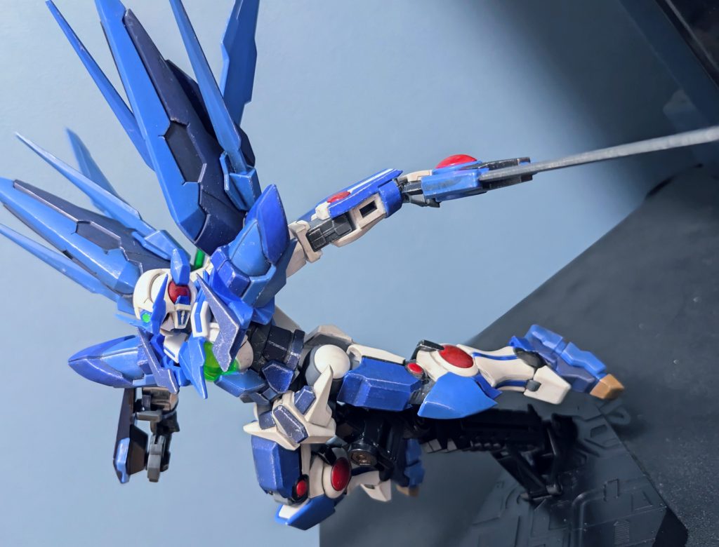 顔周りをもう少し青くした方が良かったかなと思ったり思わなかったり。