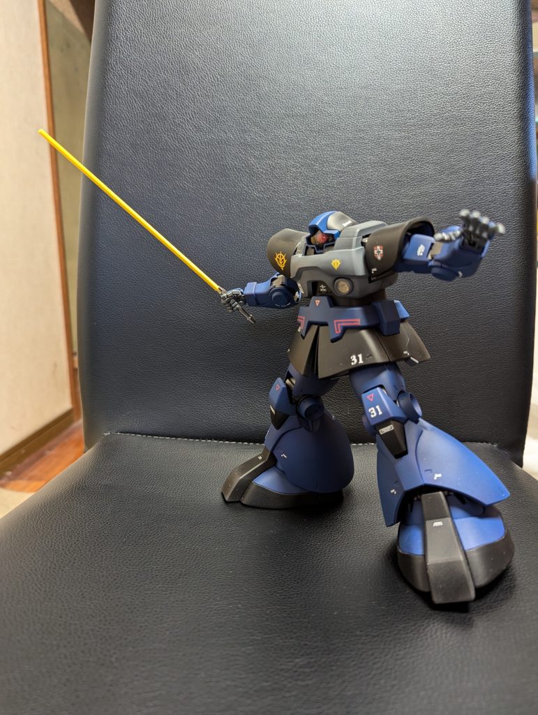 基本設計は古いMGなんで、作りやすく楽しいキットでしたが、やっぱりモーションマニピュレーター(でしたっけ？)は好きになれないですね。 