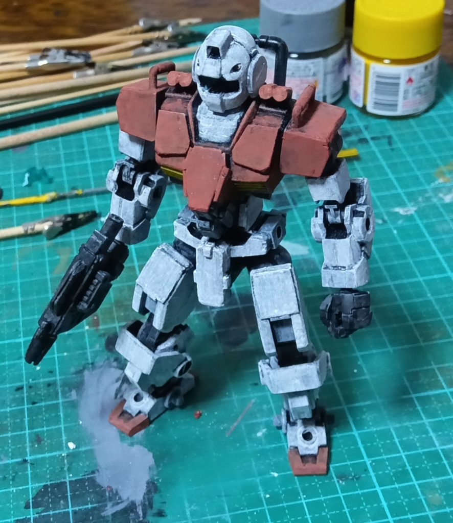 ホワイトでドライブラシしたあと薄めたレッドとホワイトで塗装