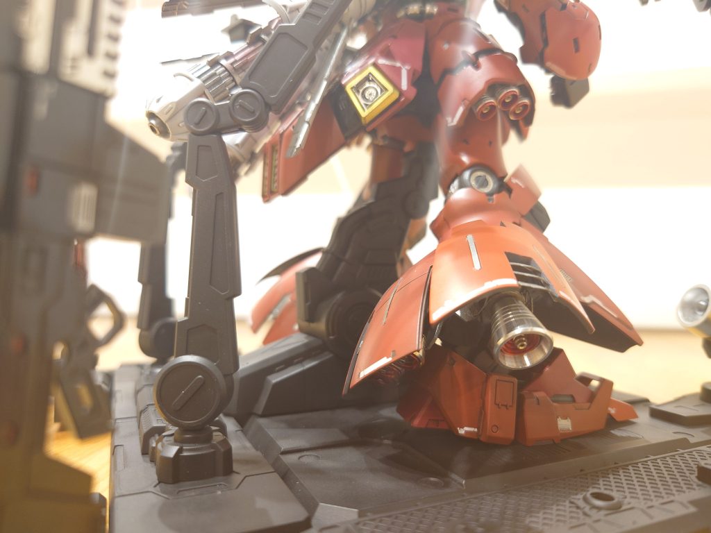 解体匠機風 RGサザビー–4枚目/制作者：ジョンジー