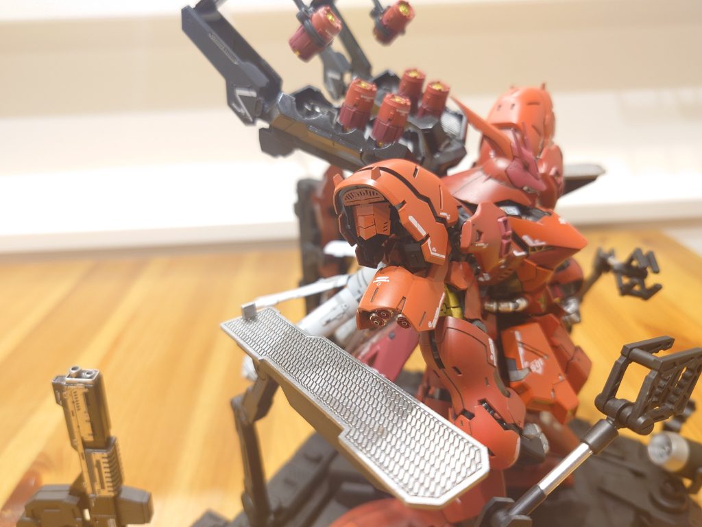 解体匠機風 RGサザビー–3枚目/制作者：ジョンジー