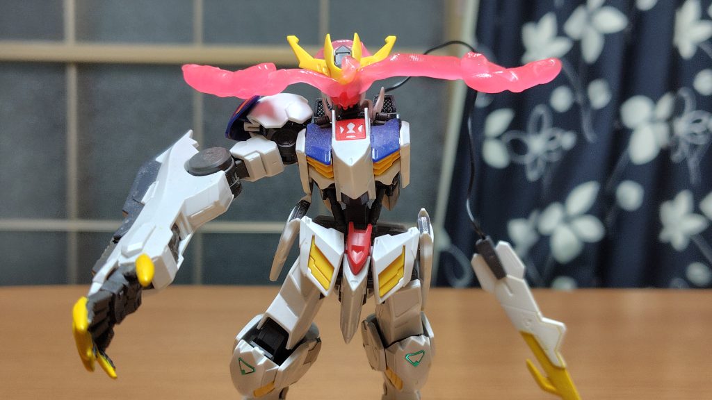 ダインスレイヴによる半壊状態でもギャラルホルンを圧倒した最終形態。