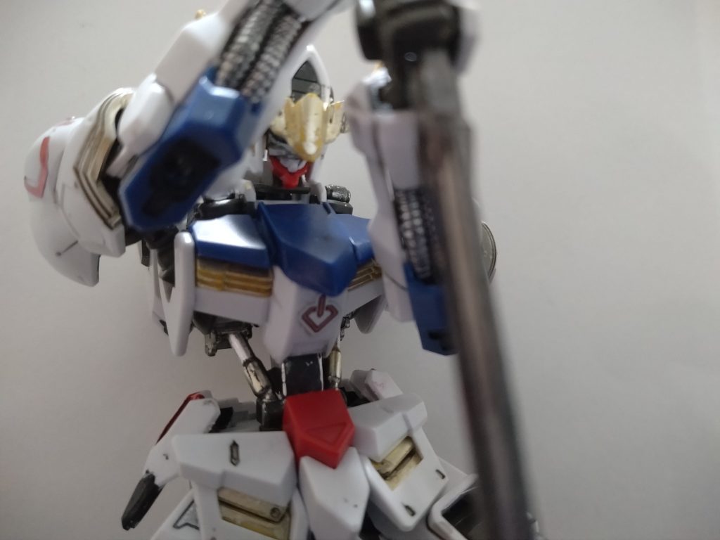 太刀ぶっ刺しシーン...