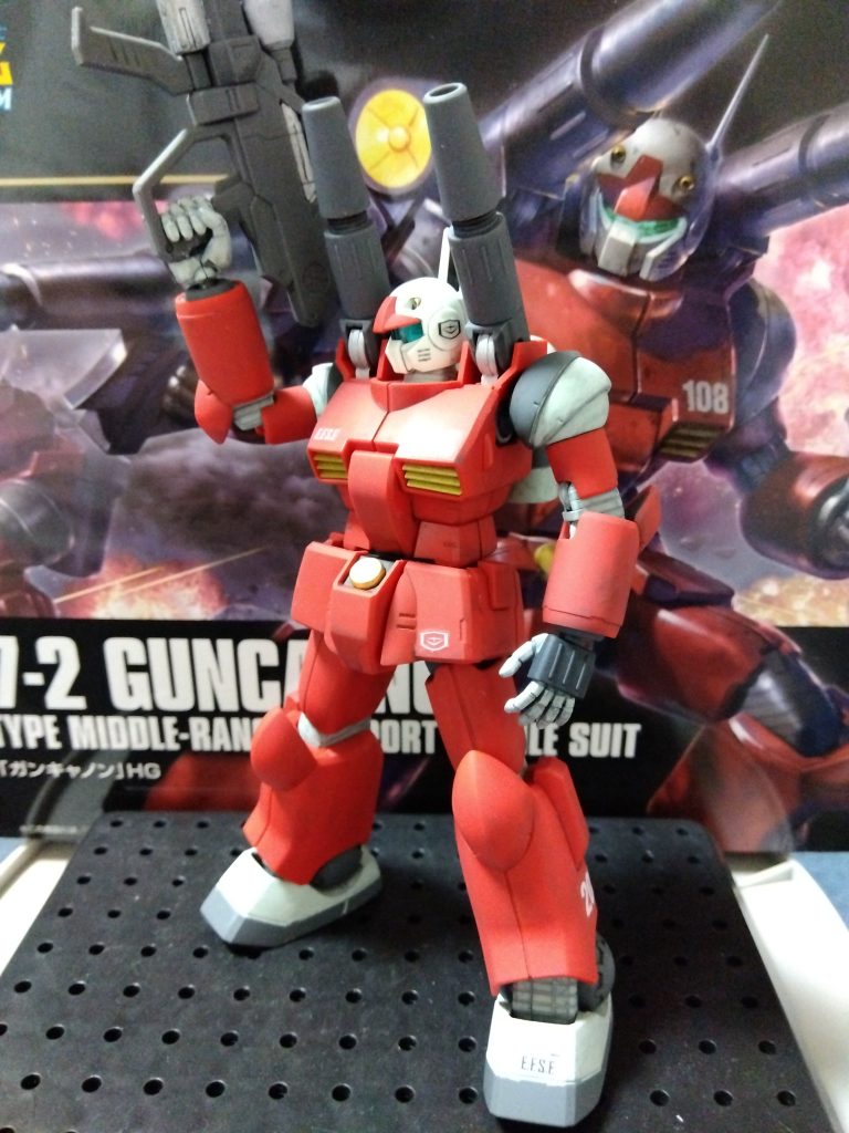 関節部、特に足を曲げると見栄えが悪いのが難点ですね。