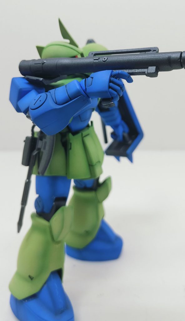 HG旧ザク–3枚目/制作者：eguryuu