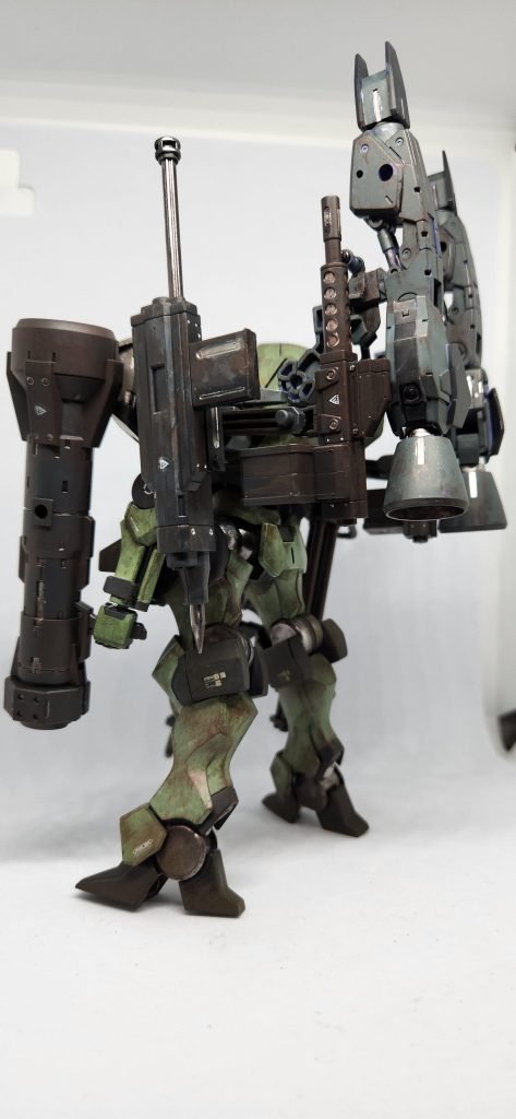 このパイルバンカーも境界戦機用。