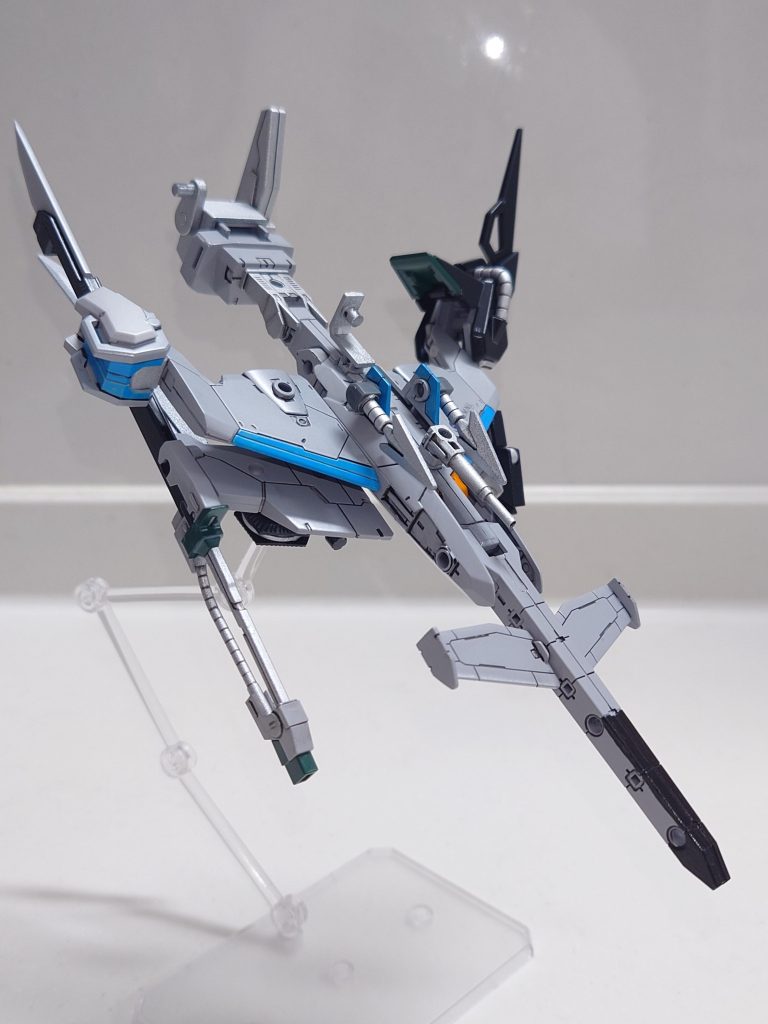 ソードアルグラスパー各所のハードポイントに装備を分割して搭載、ストライクRの換装をサポートする無人機の設定です本当はスカイグラスパーが欲しかったけど手に入らなかったので30MMでそれっぽく作りました😭