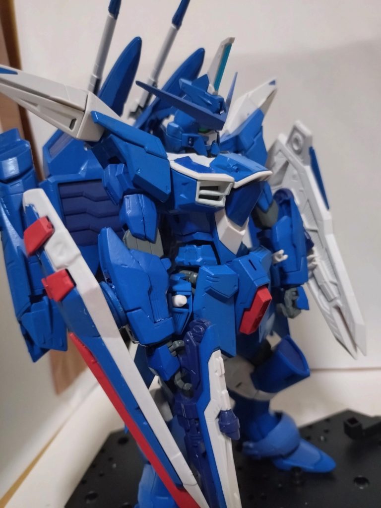 ライジングフリーダムガンダムカラーを使ったら、どんな感じになるか楽しみと不安が交錯しましたが、まぁ悪くは無いかな〜って感じです。 最後まで見て頂いて、ありがとうございました＼(^o^)／