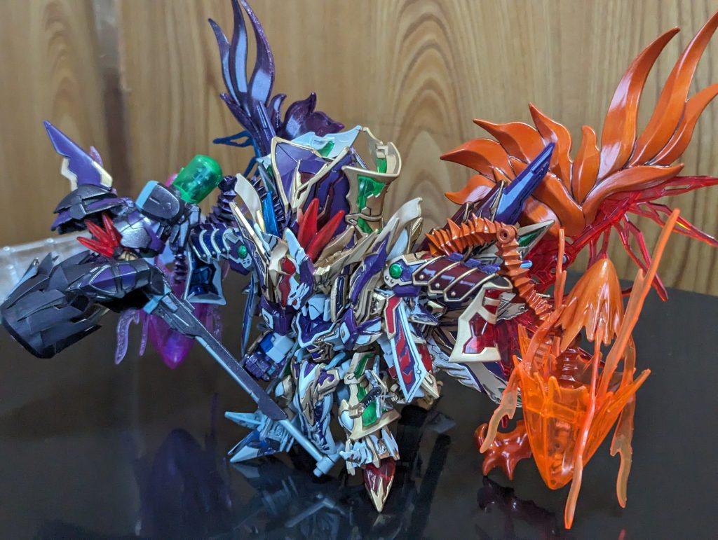 両サイドにぶら下がってるエッグ状のエフェクトは創世騎士 ビッグバンのイグナイトドライブから付与されたエネルギー体をイメージ。