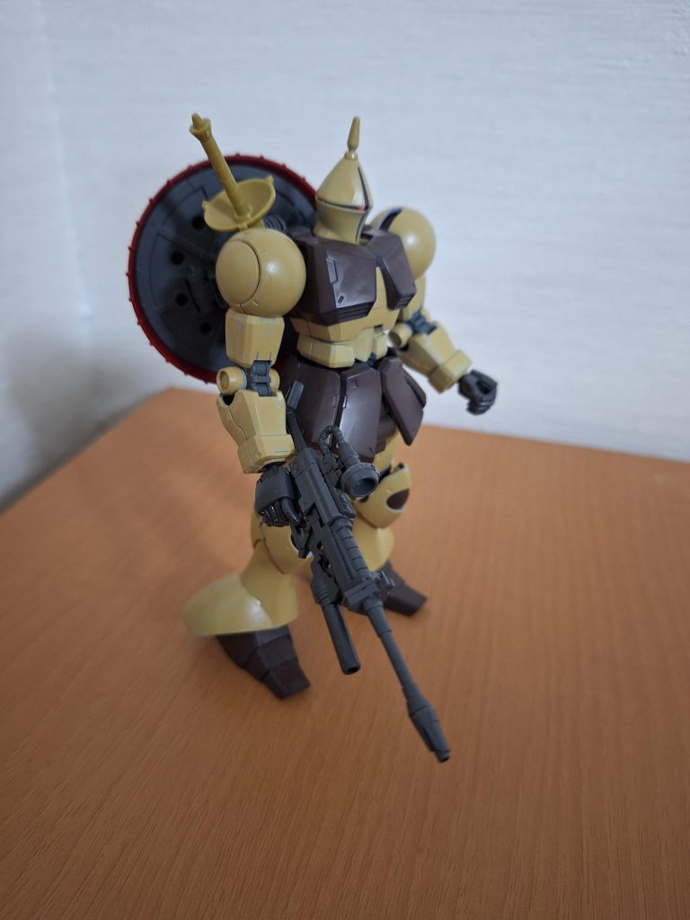 ギャン陸戦使用–3枚目/制作者：undershrine