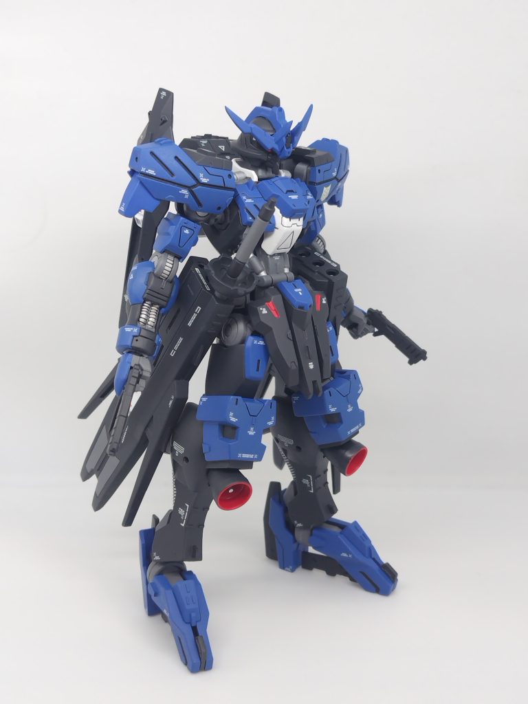 男子は二丁拳銃が大好きです。