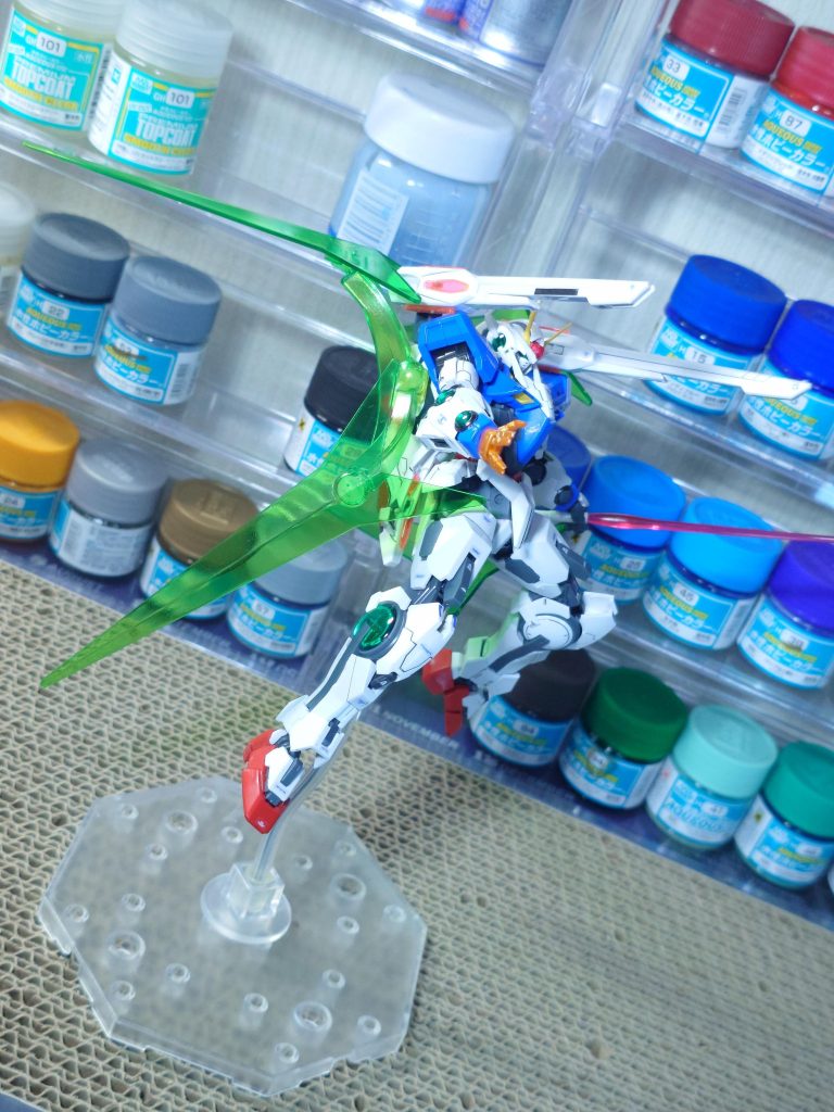 はい、妄想第二弾でした（笑）パイロットのテンションに応じて翼が出現し、出力が乱高下するピーキーな機体と聞くとピンとくる方もいるかもしれませんが、昔好きだった『GALAXY ANGEL】の紋章機、ラッキースターのH.A.L.Oみたいなシステムです（笑）あれはとても面白い作品でした、なつかしい(⁠*⁠´⁠ω⁠｀⁠*⁠)