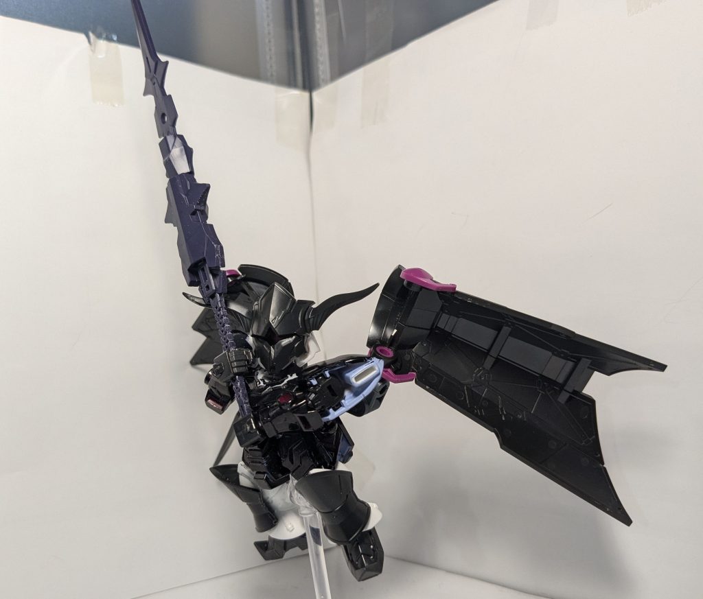 大剣は持ち手を削り両手持ち出来るようにしてみました