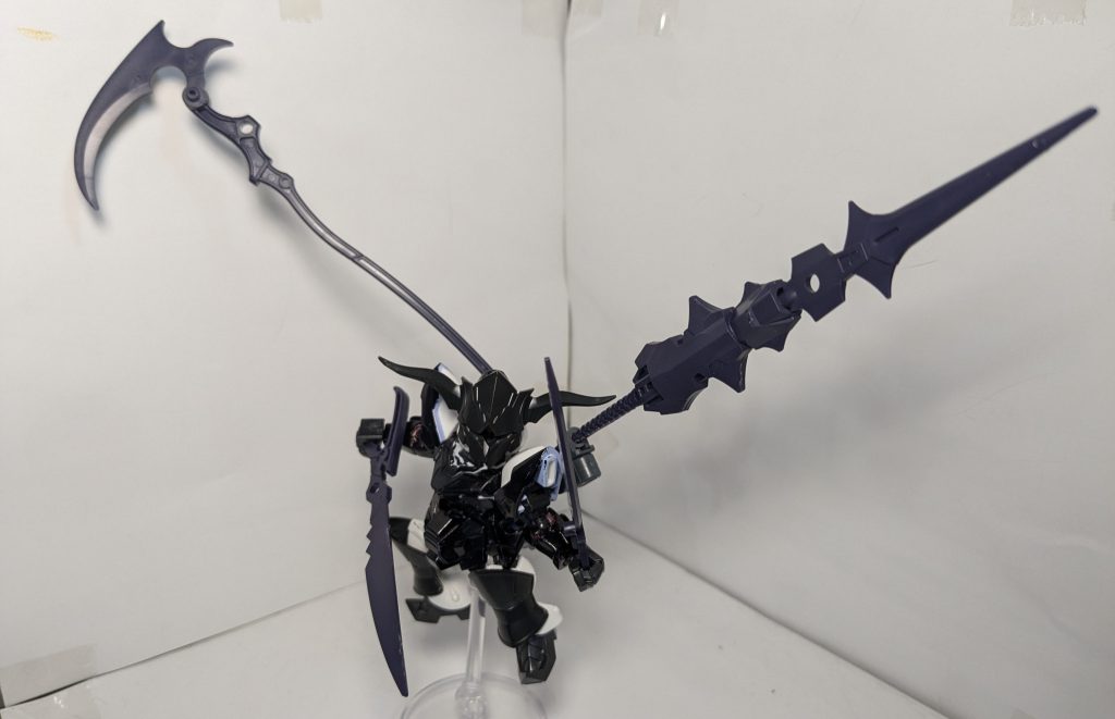 ジョイントパーツに武器を取り付けた姿