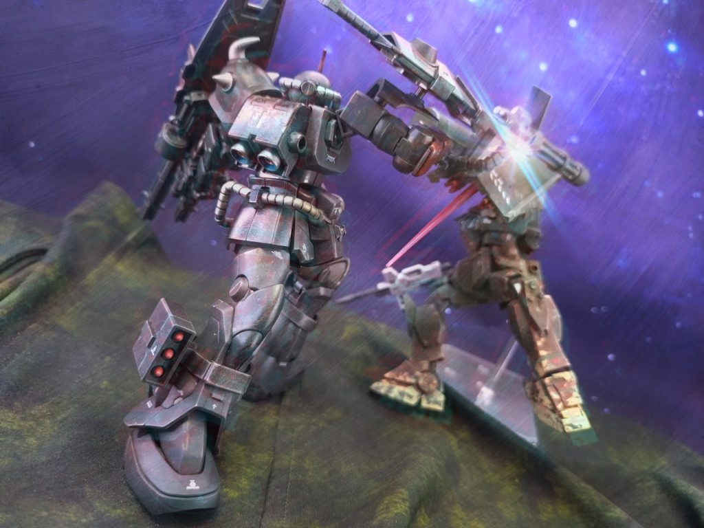 「どぅおぉゥラァ!」右腕のガトリングシールドをバットの様に大きく振り抜く。「この見た目だからブッ放すしか能が無ぇと思ったろ? 俺はな、殴り合いは大好きだ!ハッハーーー!」