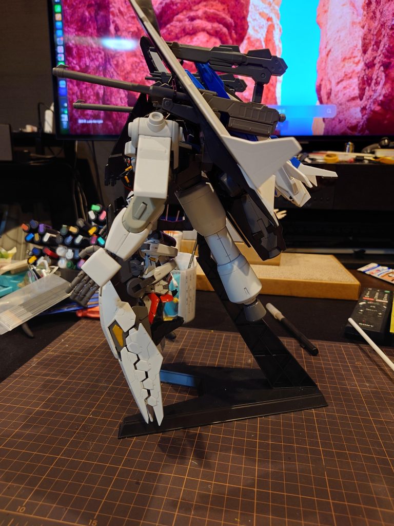 サイドビューです。これから完成まで頑張り！