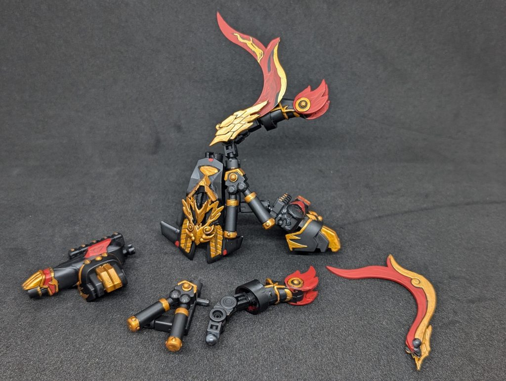 背部装備は分離可能で追加で何か作った時に変更できるようにしました