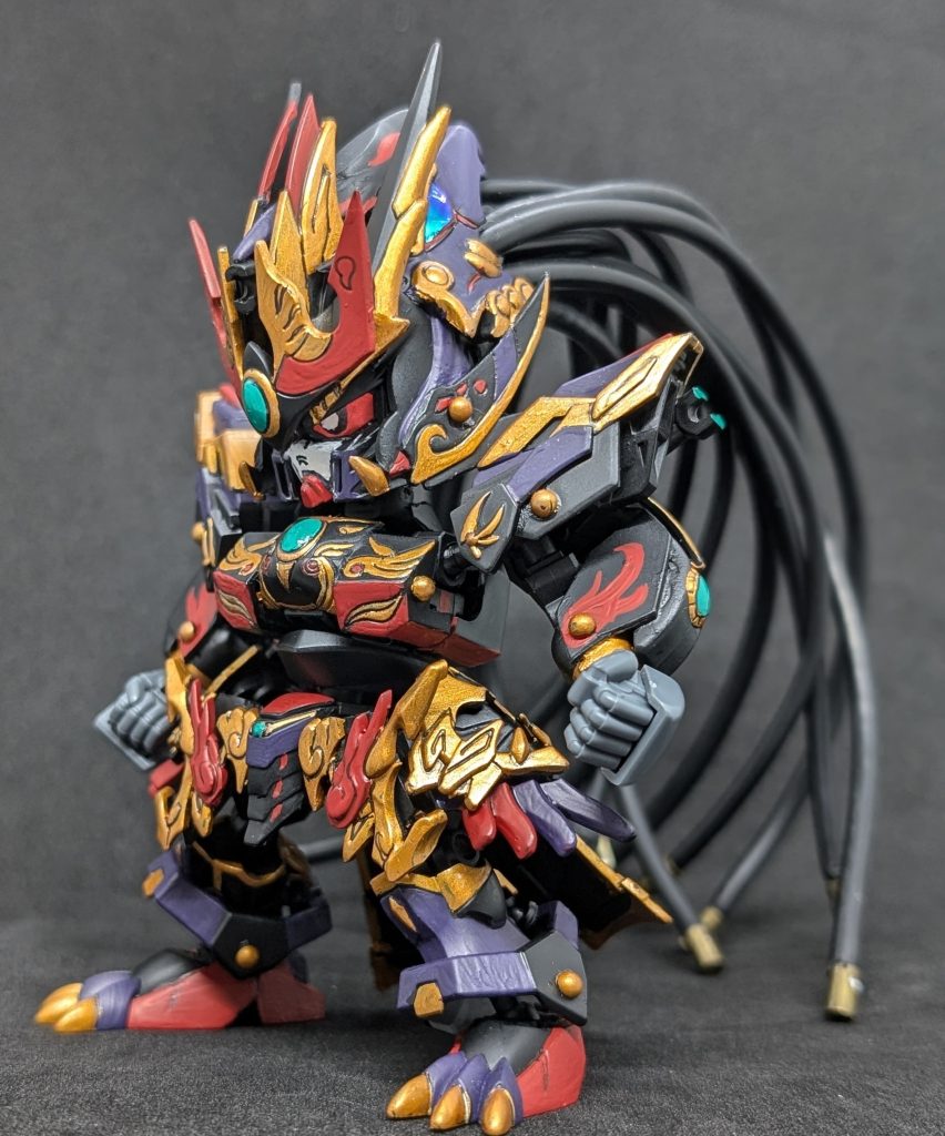 軽装～修羅装～徒手空拳主体にて武器を使わない修羅神拳(しゅらしんけん)を使い戦う