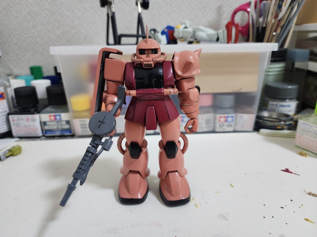 正面からマインレイヤーは全体的に平らで広がってる印象だったので丸みを帯びるようにしてます