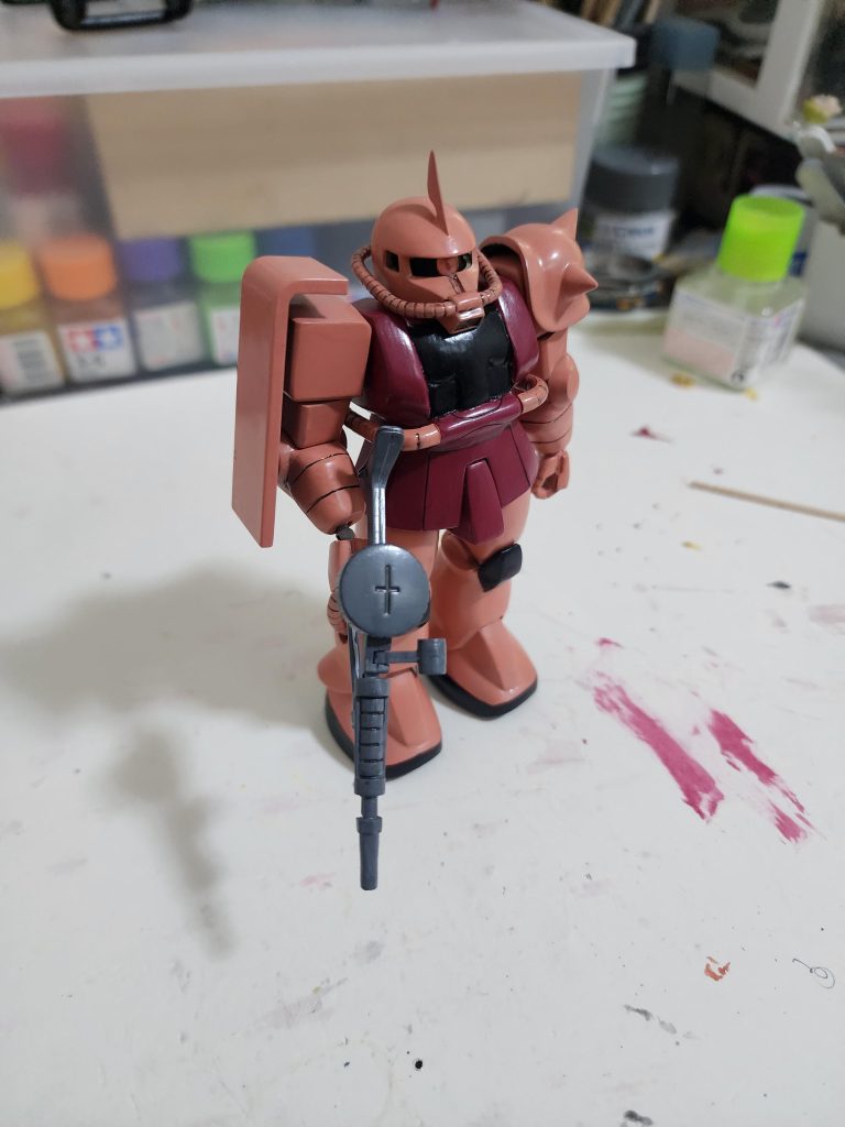 左上からザクは撮る角度で全然印象変わるから難しいです…